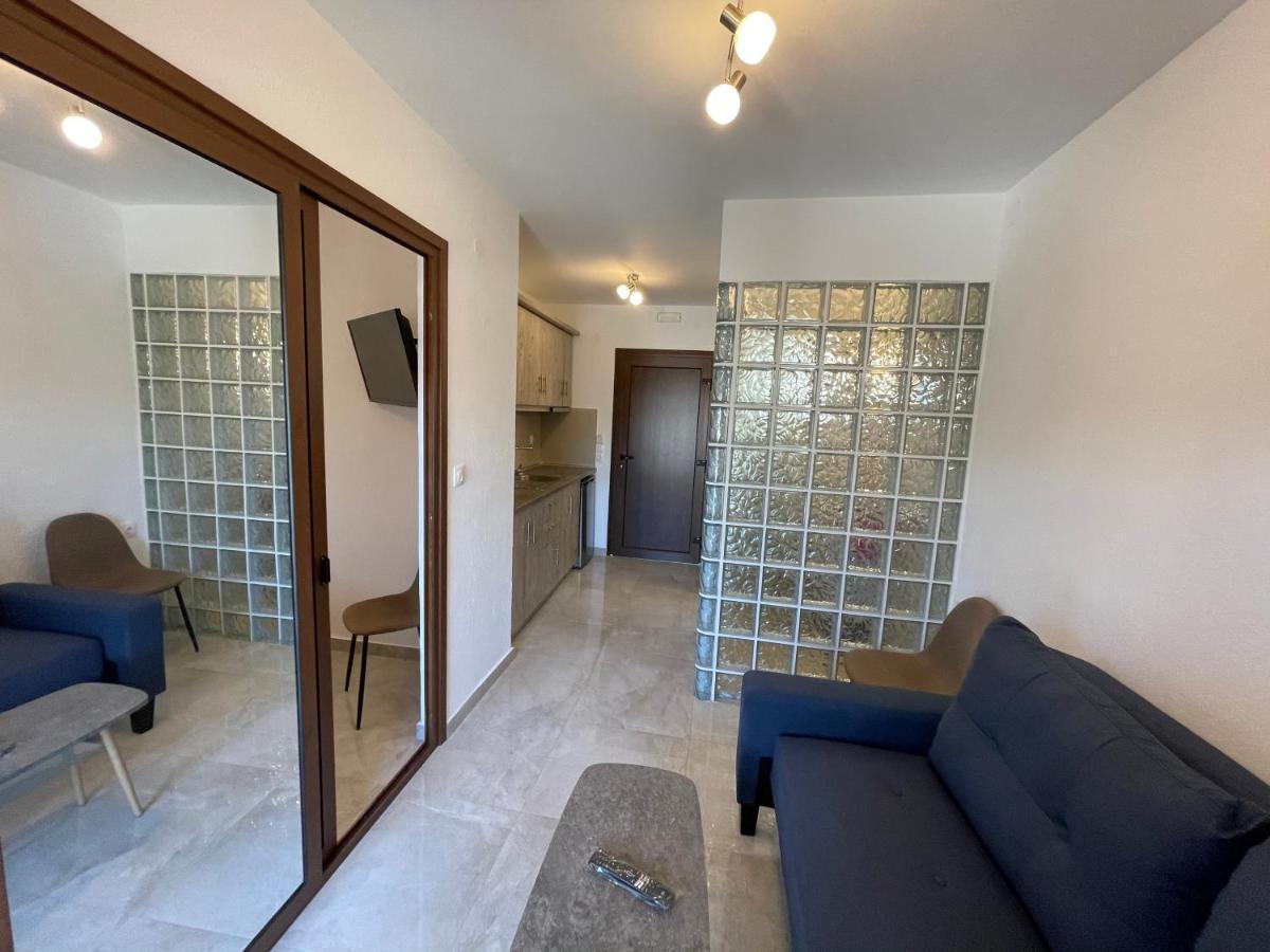 Theano Studios Paralia Sikias Exterior photo