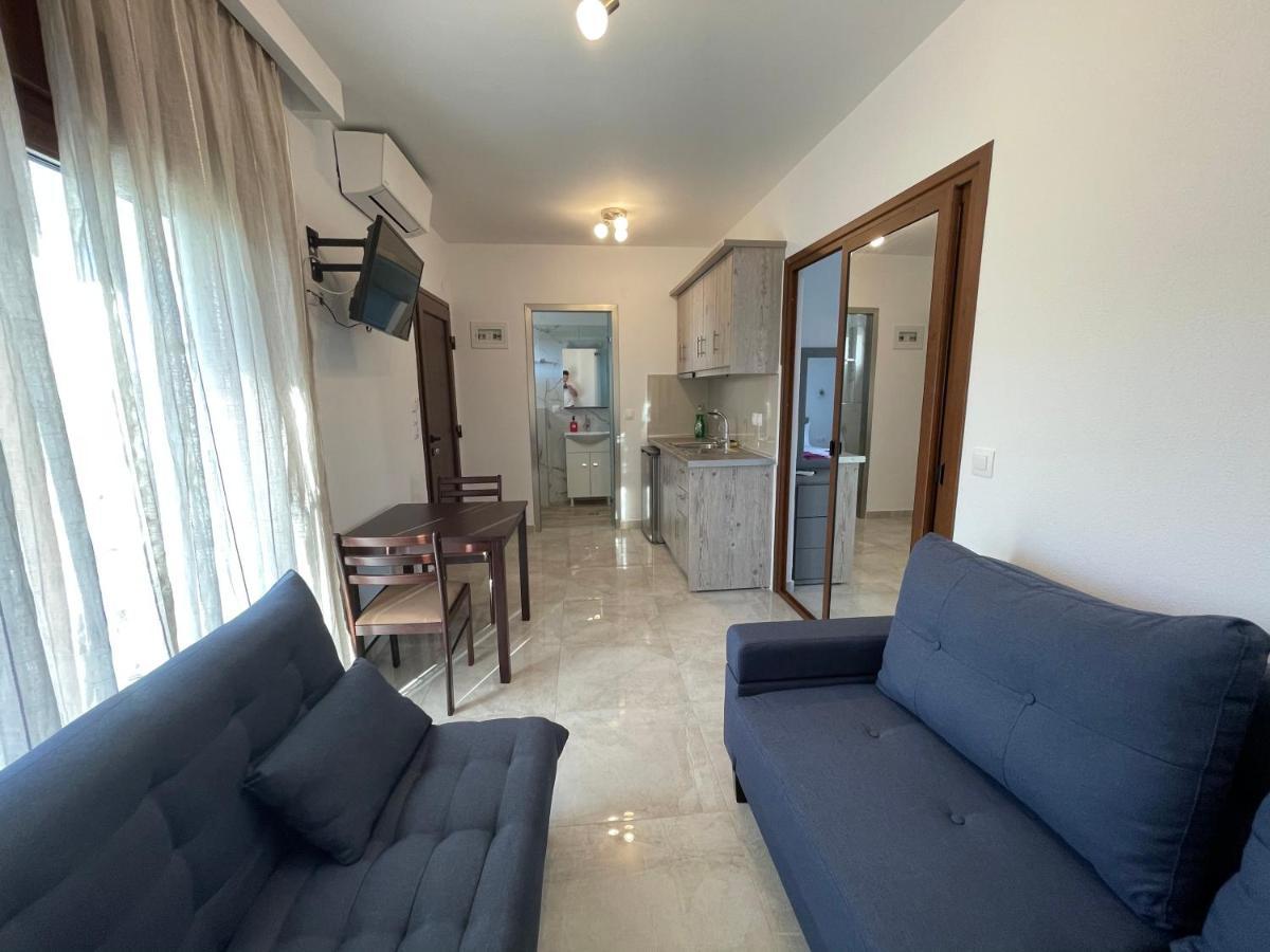 Theano Studios Paralia Sikias Exterior photo