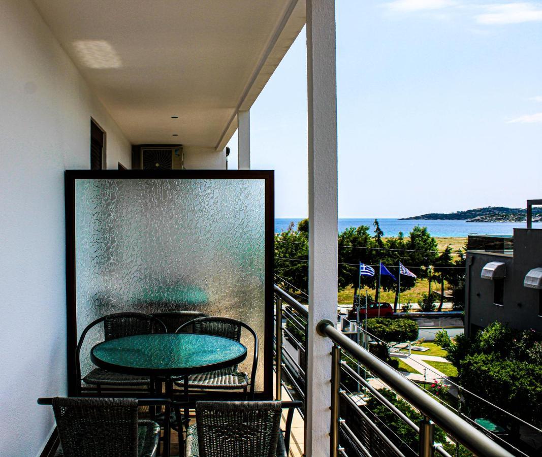 Theano Studios Paralia Sikias Exterior photo